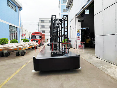 1672910496437308.jpg 2.5T折疊式顯示屏LED廣告拖車3I.jpg