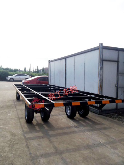 1676345758327173.jpg 4噸骨架全掛式拖車(chē)底盤(pán)2I.jpg