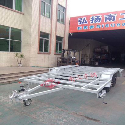 1676512238937105.jpg 4噸骨架式全掛平板車I.jpg