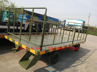 1677045795675110.jpg 軍綠色5噸護(hù)欄式平板拖車2I.jpg
