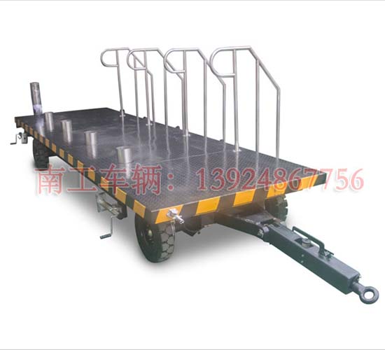 1677294946933350.jpg 移動(dòng)廁所底盤拖車1.jpg