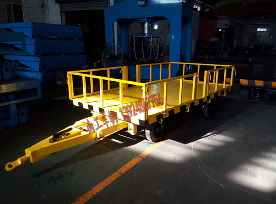 1677727333862396.jpg 1噸護(hù)欄平板拖車.jpg
