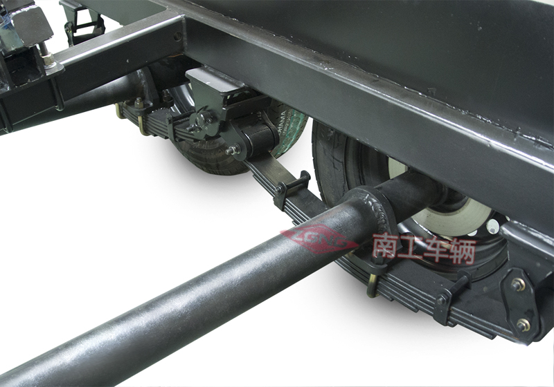 1677896798606180.jpg 游艇拖車4.jpg