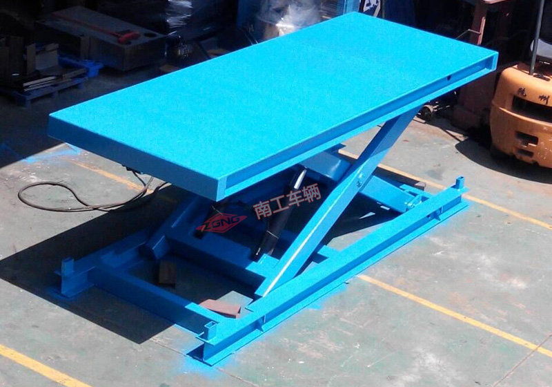 5噸固定式升降平臺(tái) 5噸固定式升降平臺(tái)