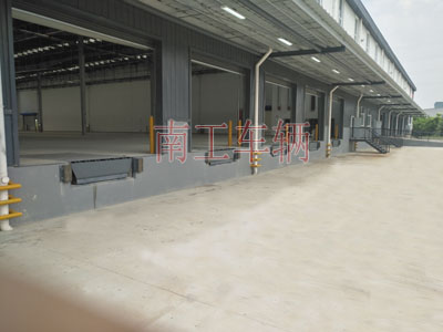 1679454213639824.jpg 8噸固定式登車橋3i.jpg