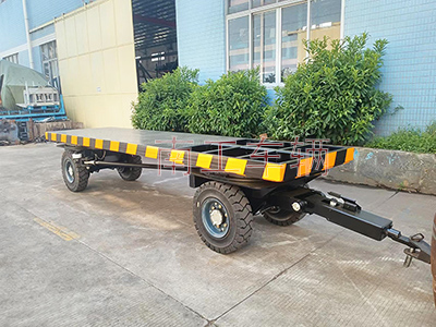 1682325485715048.jpg 8噸雙牽引同軌跡聯(lián)動(dòng)平板拖車2I.jpg