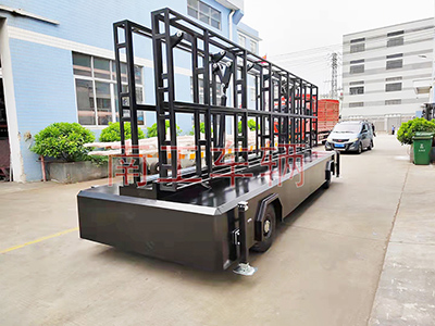 1683879132938853.jpg 2.5T折疊式顯示屏LED廣告拖車1I.jpg