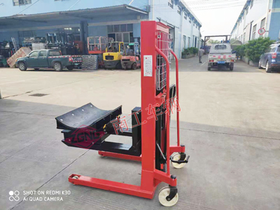 1683882834443089.jpg 1噸手動卷筒紙工具車3I.jpg