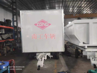 1684309613835097.jpg 箱式拖車垂直尾板I.jpg