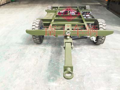 1684827481391963.jpg 1.5噸電動手動平板拖車底盤I.jpg