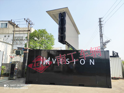 1686813825679101.jpg 黑色箱式LED廣告拖車6I.jpg