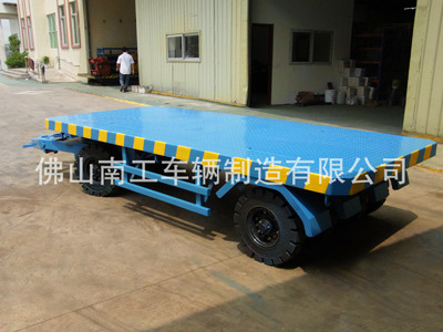 1698806565911997.jpg 10噸平板拖車2I.jpg