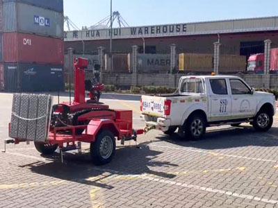 1709262475562229.jpg 0.9噸消防機(jī)器人用ATV拖車 四爬梯5I.jpg